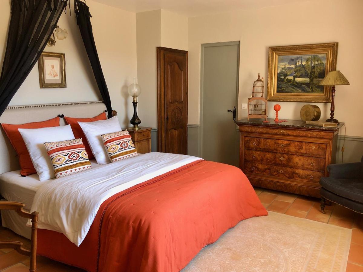 Bed and Breakfast Les Aurochs Grimaud Exterior foto