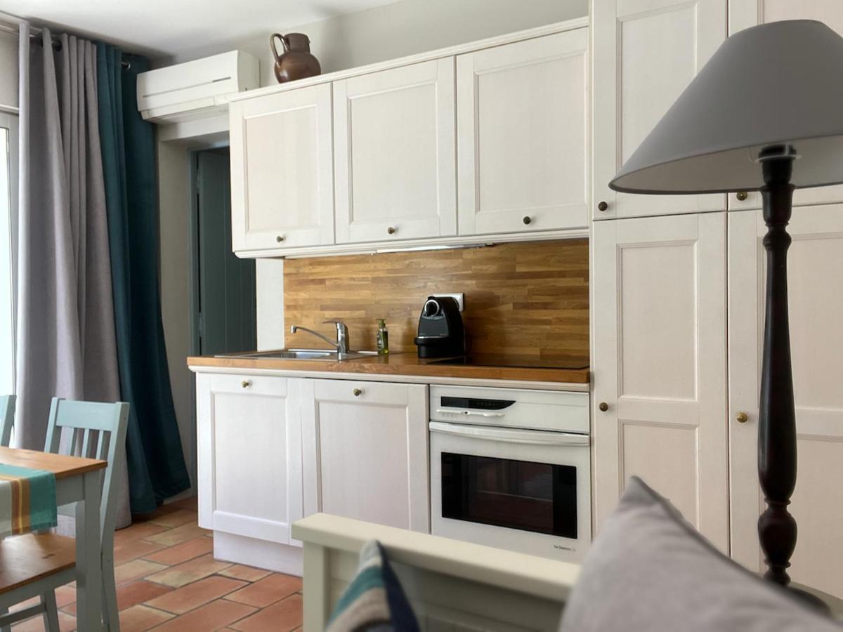 Bed and Breakfast Les Aurochs Grimaud Exterior foto