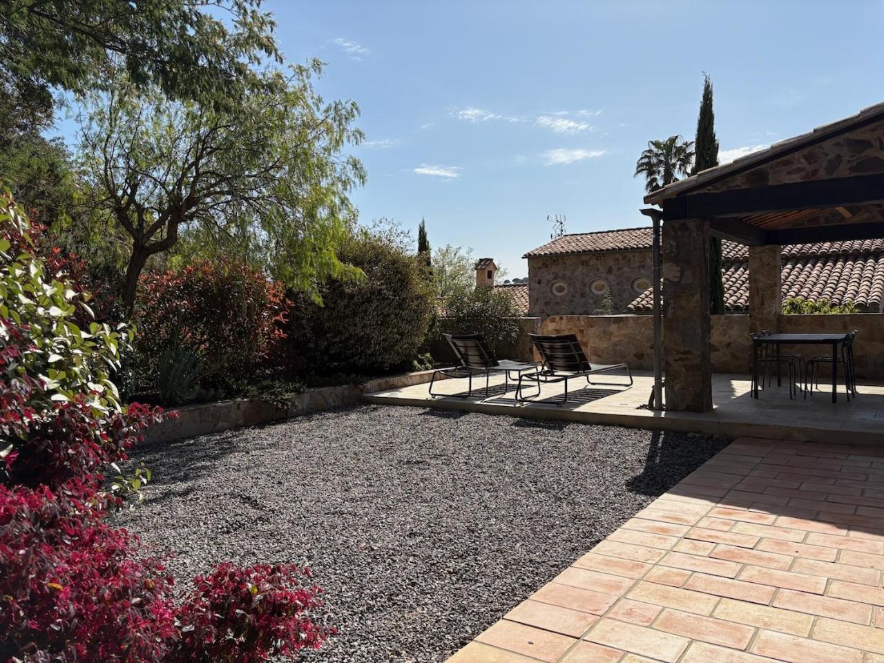Bed and Breakfast Les Aurochs Grimaud Exterior foto